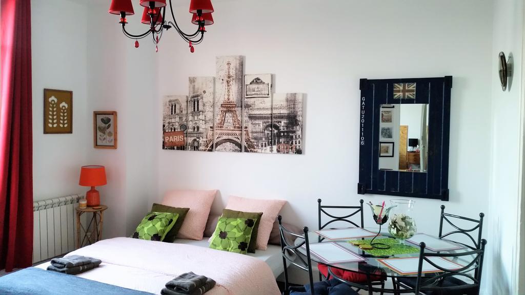 La Mignonette Apartment เอแปร์เน ภายนอก รูปภาพ