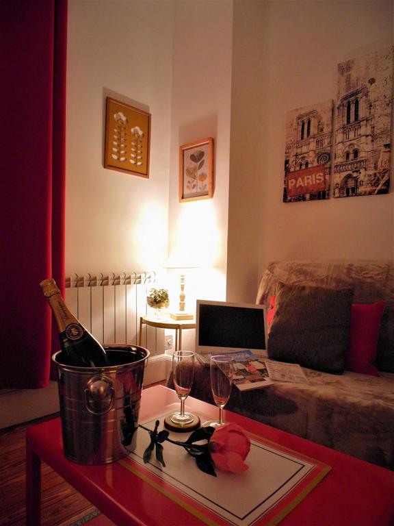 La Mignonette Apartment เอแปร์เน ภายนอก รูปภาพ